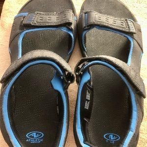 MEN’S ATHLETIC WORKS SIZE 11(US), 44(EUR)